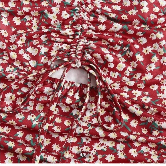 Cut Out Drawstring Red Floral Pattern Dress - Picture 2 of 3